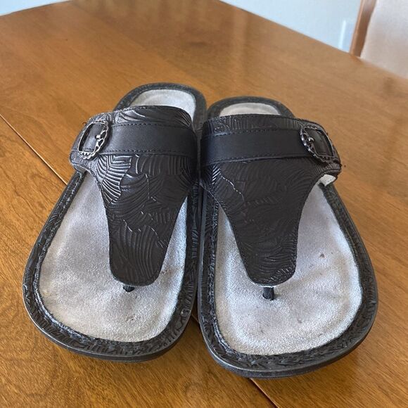 Alegria  sandals  - Picture 2 of 8